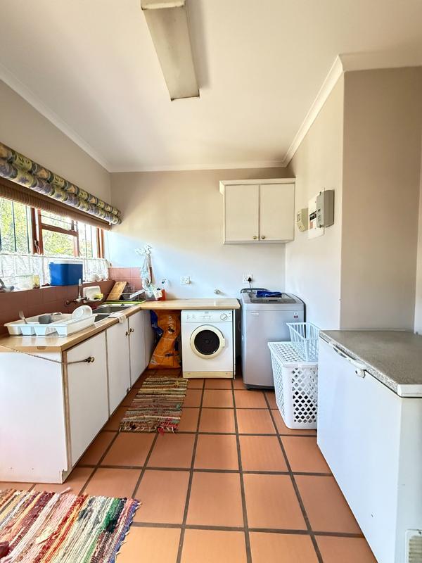 4 Bedroom Property for Sale in Die Wingerd Western Cape